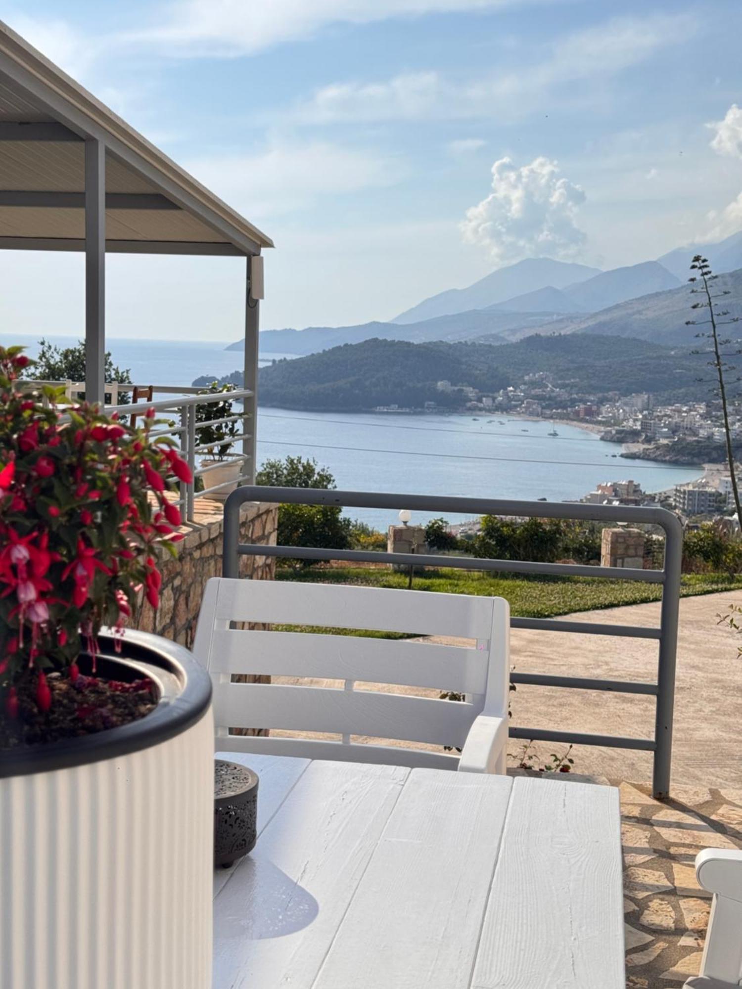 Belvedere Hotel & Suites Himare Esterno foto